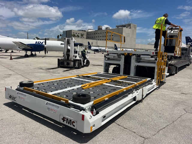 Cargo Loader FMC-Commander 15 STD