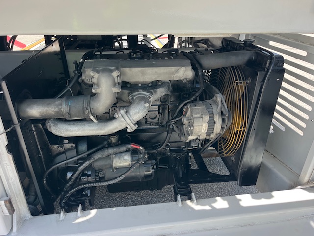 Cargo Loader FMC-Commander 15 STD