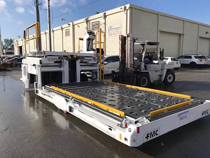 Cargo Loader FMC-Commander 15 STD