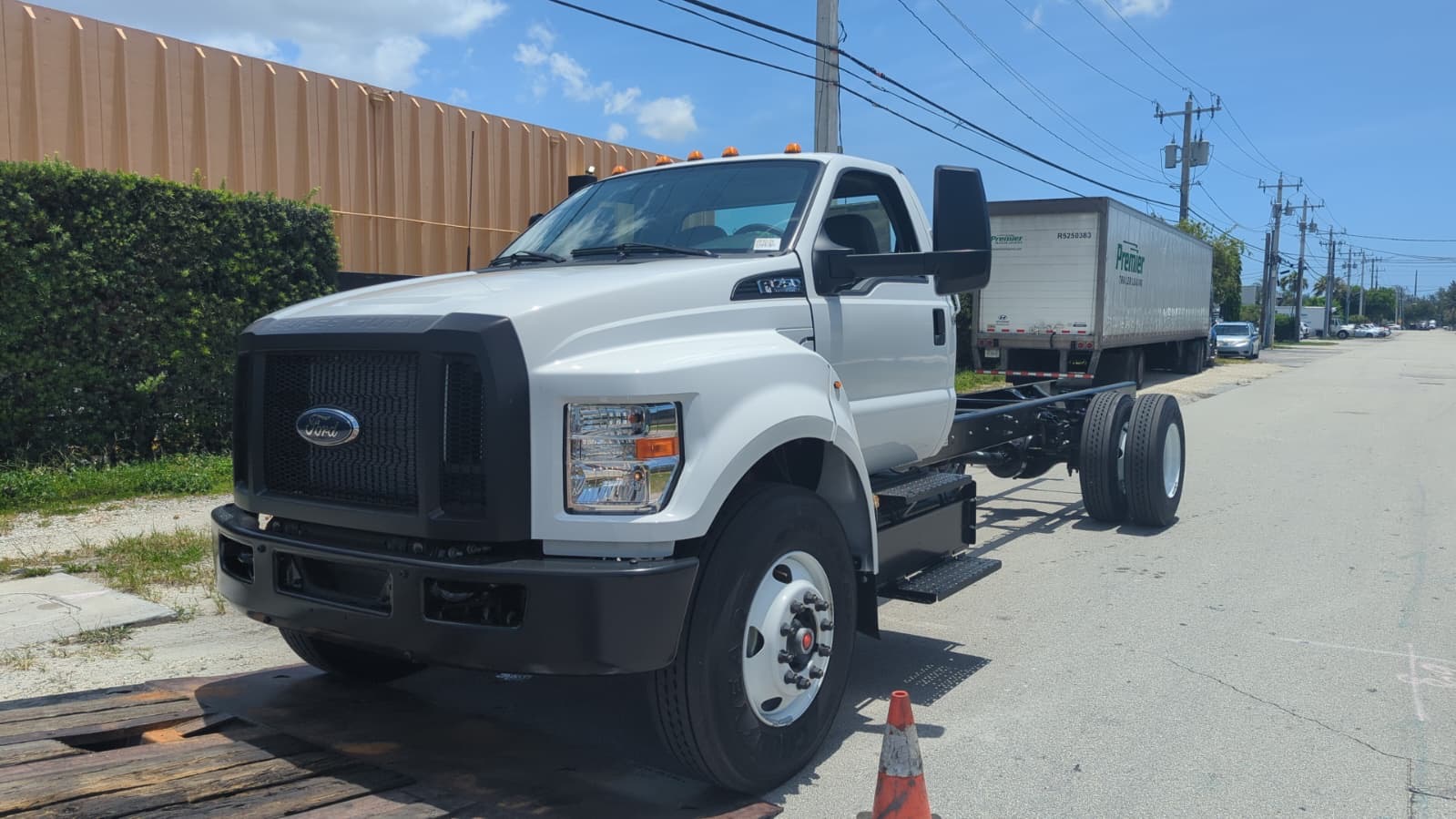 Truck Chassis Ford F-750 2026