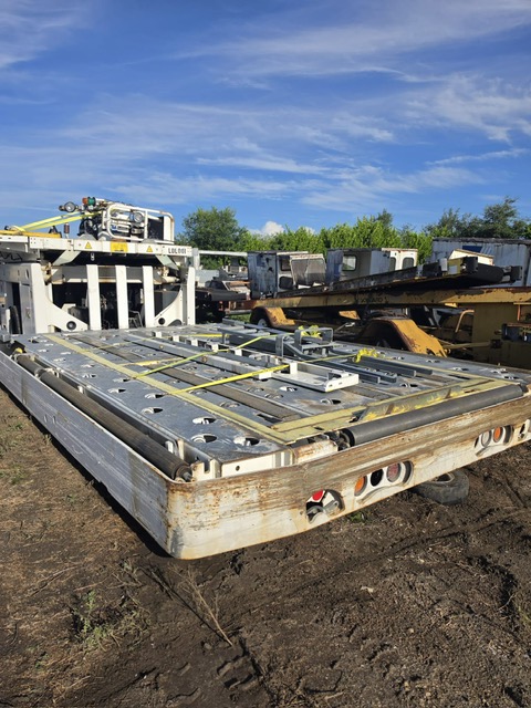 Cargo Loader TLD 838 Wide