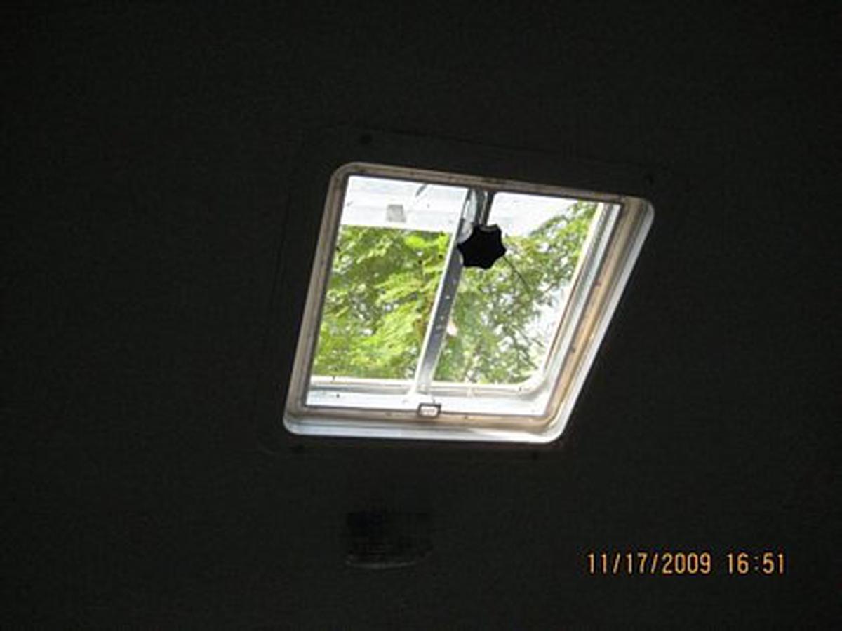 2008 Freedom Trailers LLC Trailer 8.5X26TA3