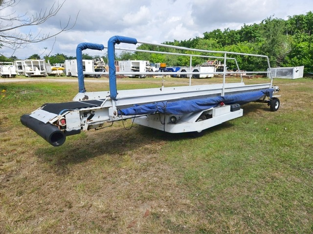 Towable Belt Loader Wasp A01771D-3650