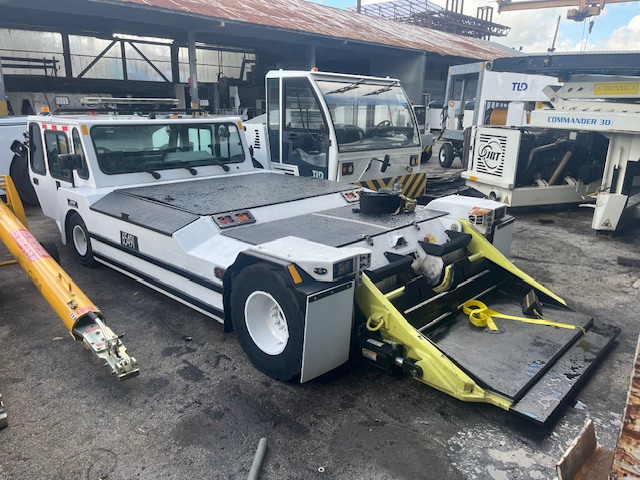 Towbarless Push Back Tractor Lektro AP-8925SDB-AL