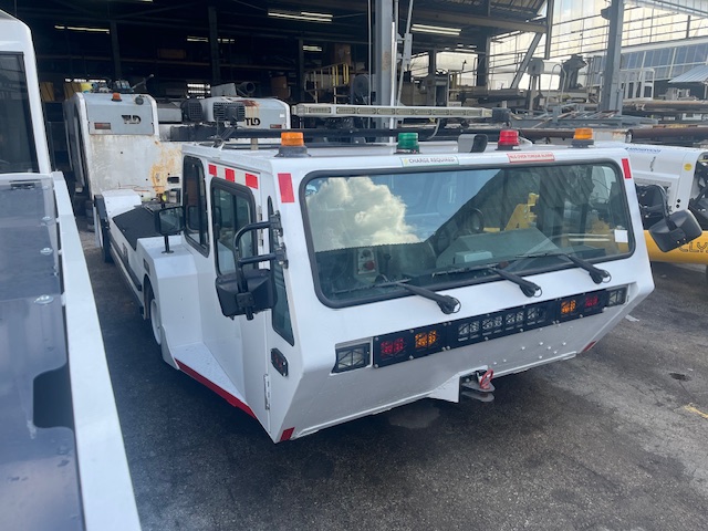 Towbarless Push Back Tractor Lektro AP-8925SDB-AL